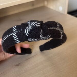 Chic Black and White Top Knotted Headband